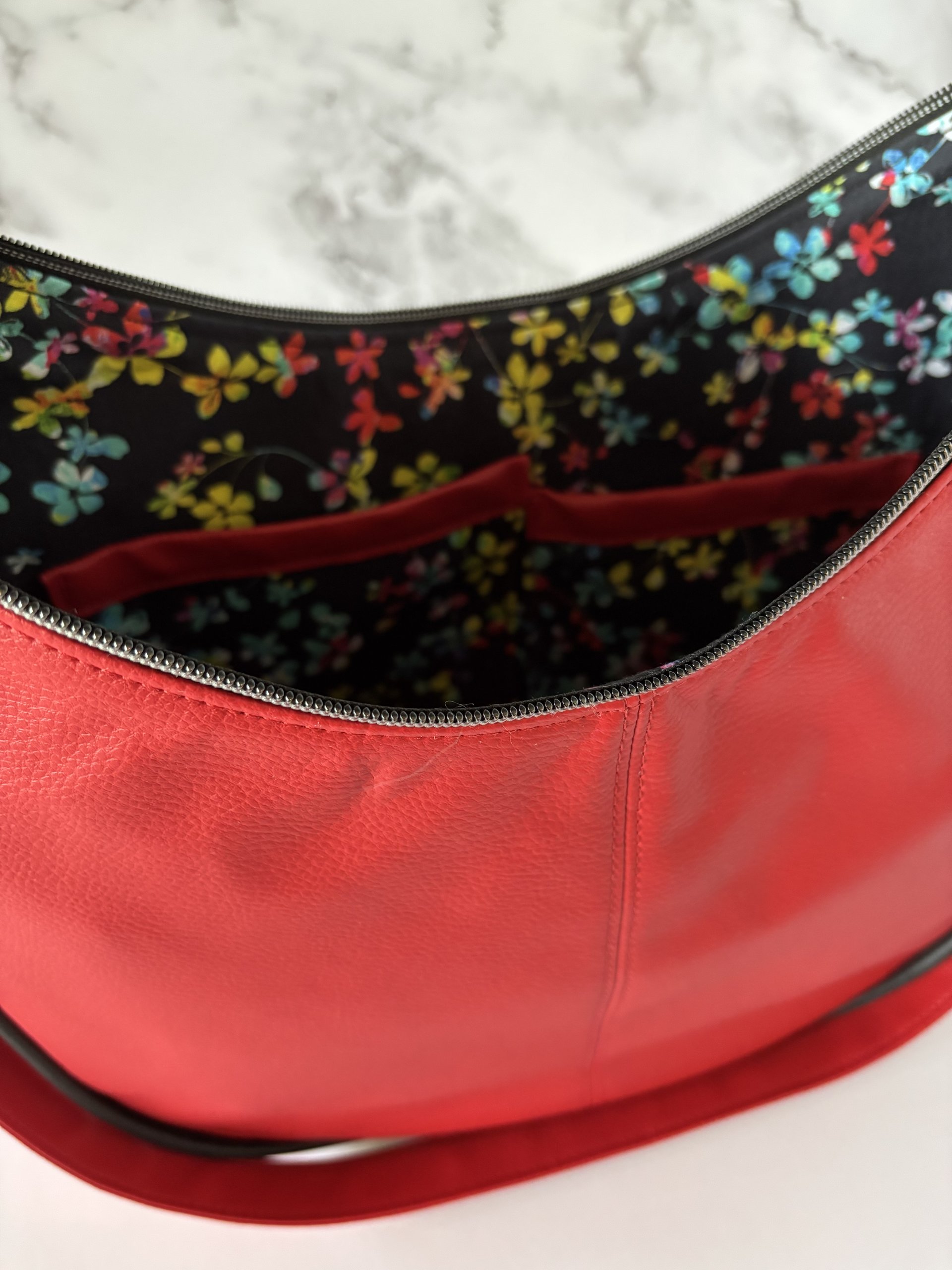 Custom Red, Black & White Slouchy Statement Handbag & Eye/Sun Glass case set - a standout piece to add to your wardrobe