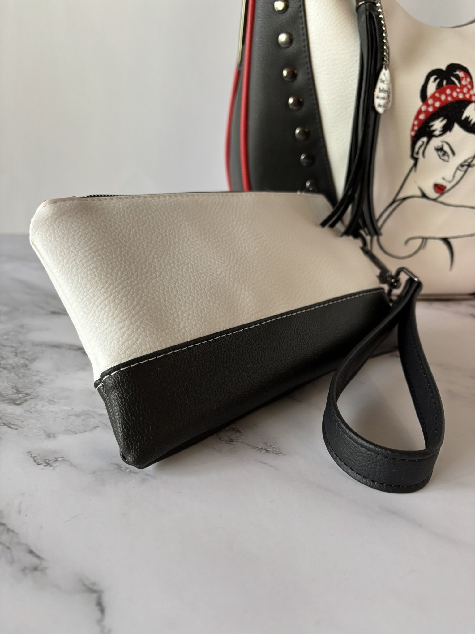 The Empower Handbag - Accessories Included - Be like Rosie!