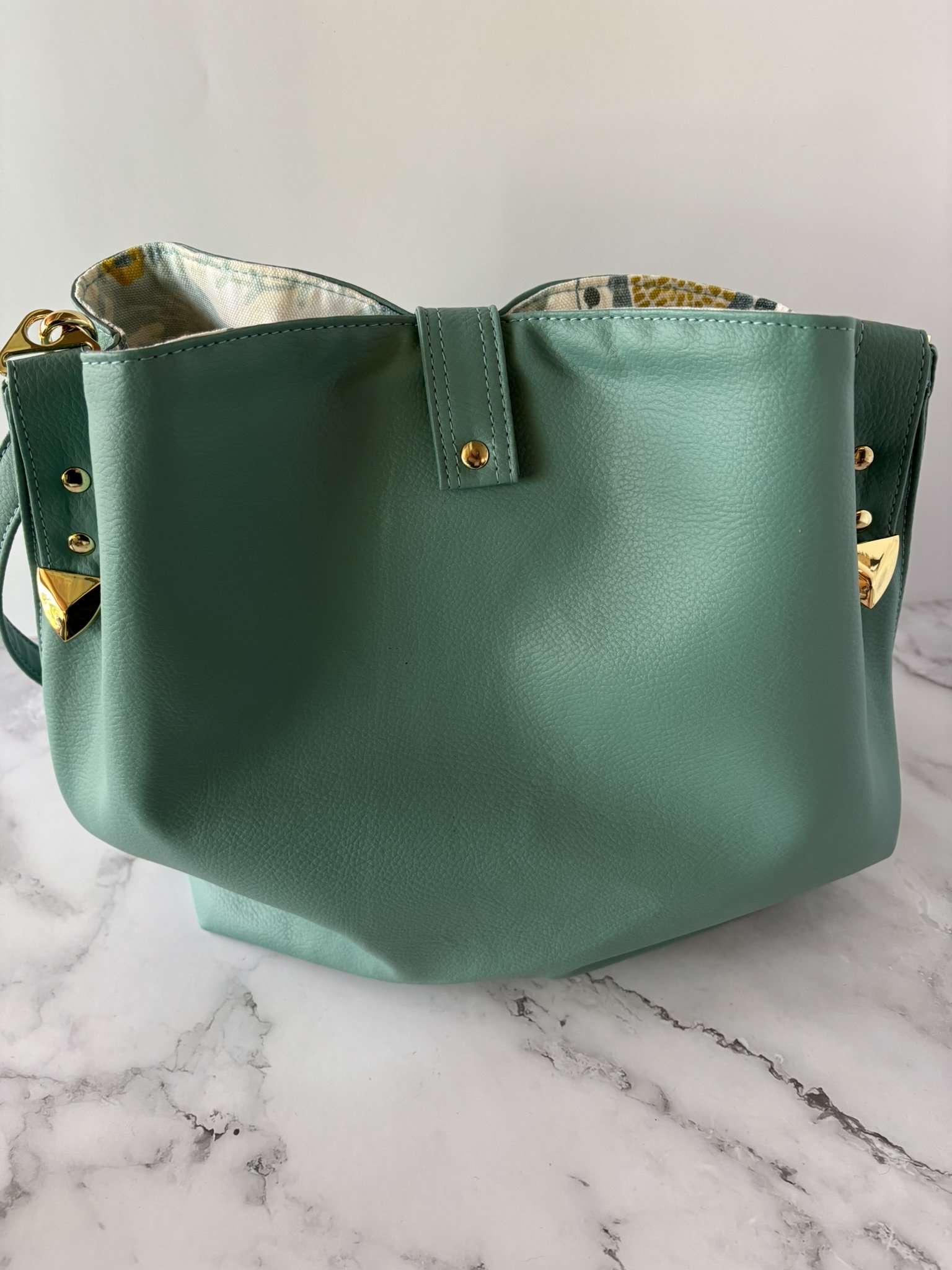 3-Piece Green Pastel Wintergreen Semi-Slouch handbag 3-piece set with wristlet and sunglass/eyeglass case included